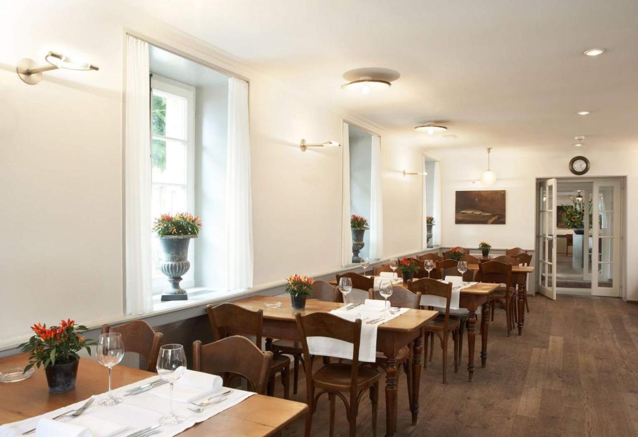 Romantik Hotel De L'Ours Sugiez Екстер'єр фото